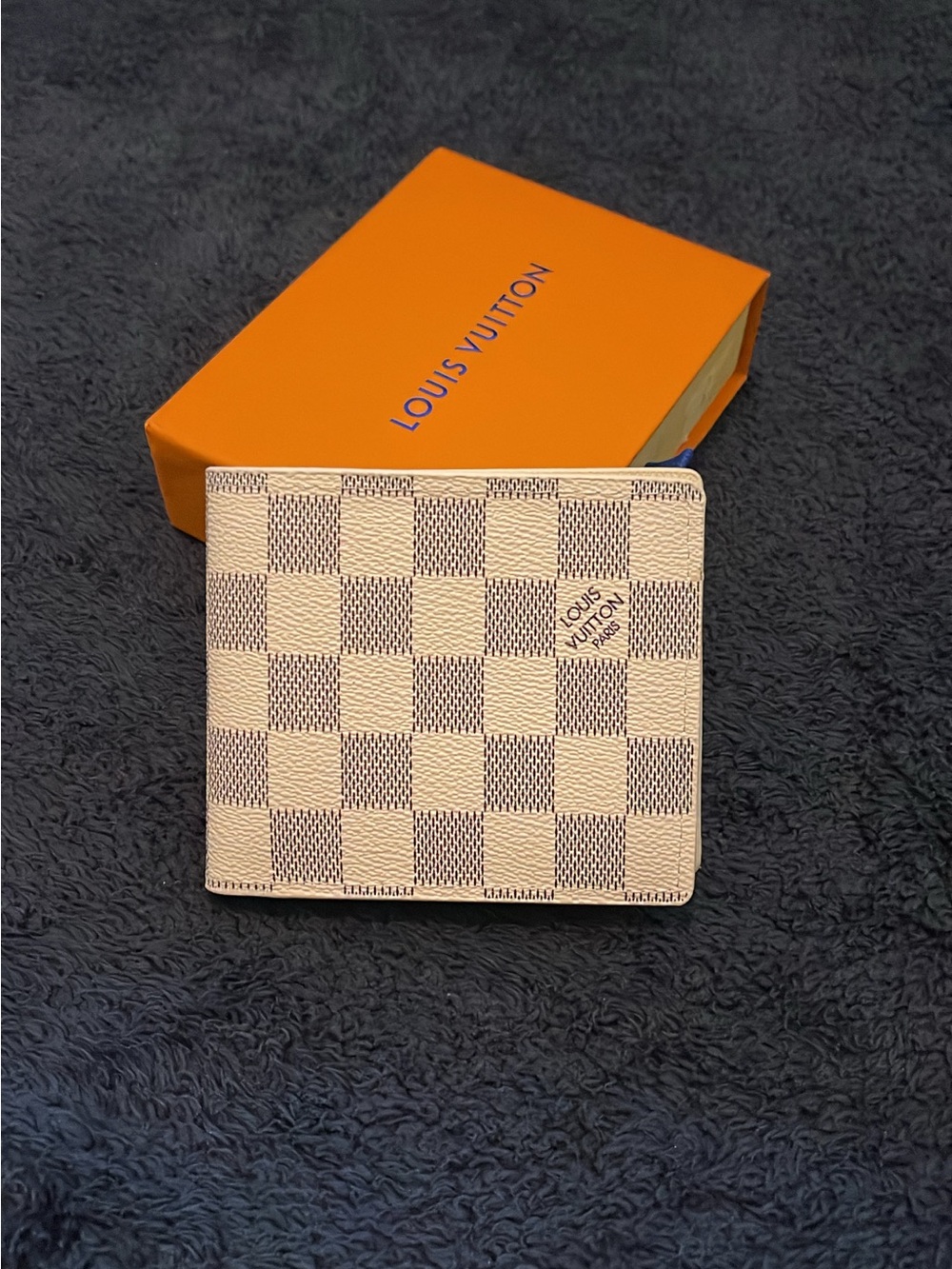 Louis Vuitton cream white Damier Canvas Bi-Fold Wallet